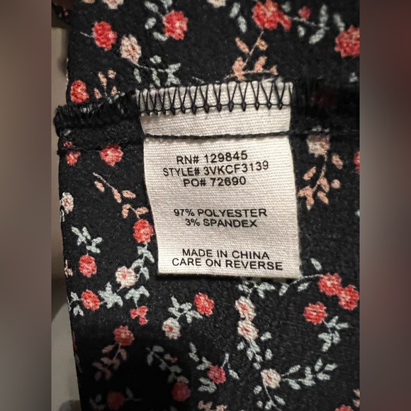 Bailey Blue Floral Flutter Sleeve Maxi Dress Medium NWT - Picture 8 of 8